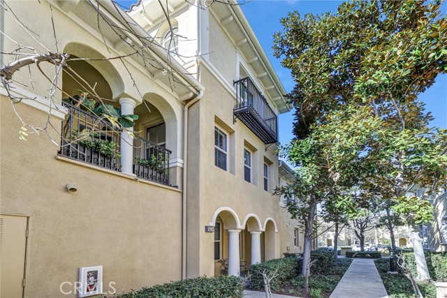 Detail Gallery Image 5 of 50 For 192 Wild Lilac, Irvine,  CA 92620 - 3 Beds | 3 Baths