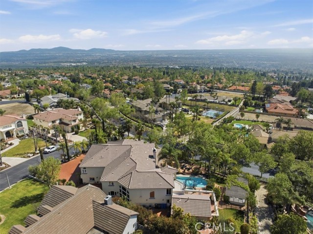 Detail Gallery Image 11 of 63 For 4972 Clover, Rancho Cucamonga,  CA 91737 - 6 Beds | 6/1 Baths