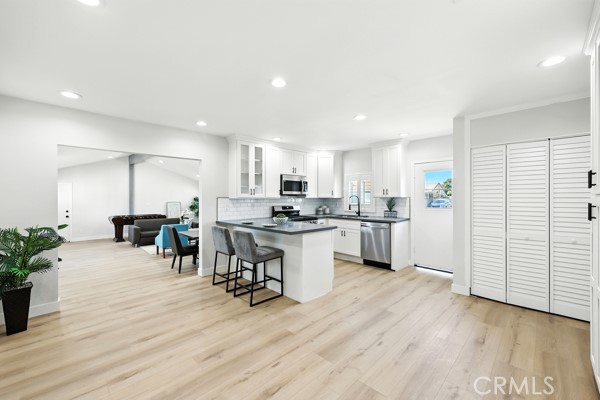 15605 Kervin Avenue, Paramount CA: https://media.crmls.org/medias/abcfc012-d39e-48b6-9e5a-b01a115c90d7.jpg