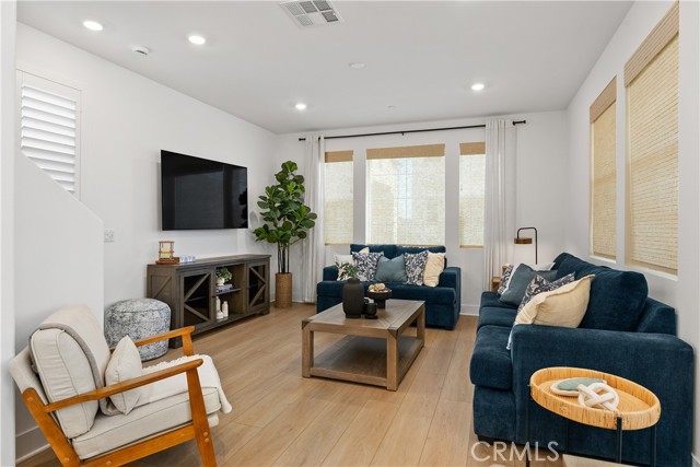 Detail Gallery Image 21 of 40 For 291 Heartland Way, Rancho Mission Viejo,  CA 92694 - 3 Beds | 3 Baths