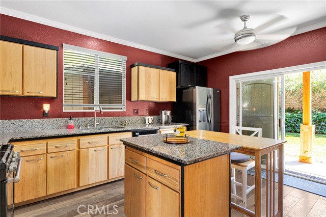 Detail Gallery Image 14 of 47 For 13249 Sundance, Victorville,  CA 92392 - 4 Beds | 2/1 Baths