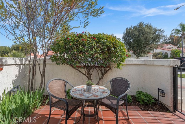 Detail Gallery Image 13 of 52 For 26355 Marsala Dr, Valencia,  CA 91355 - 4 Beds | 2 Baths