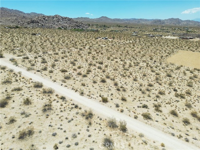 Detail Gallery Image 1 of 20 For 66250 Sullivan Rd, Twentynine Palms,  CA 92252 - – Beds | – Baths