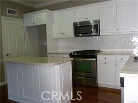 Detail Gallery Image 7 of 15 For 79 Splendor, Irvine,  CA 92618 - 3 Beds | 2/1 Baths