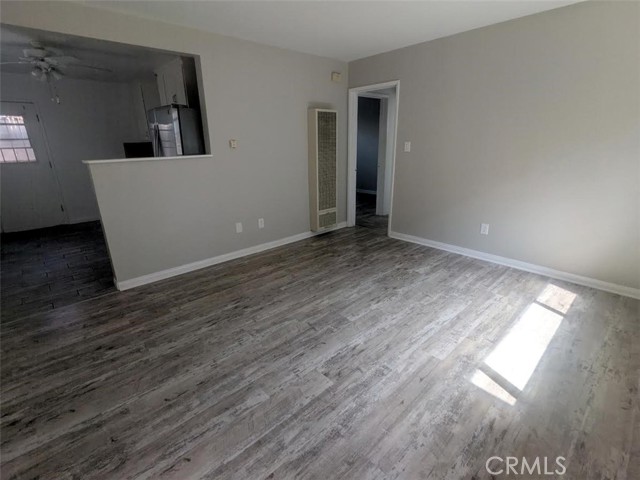 Detail Gallery Image 3 of 7 For 126 Avenida Pelayo #2,  San Clemente,  CA 92672 - 1 Beds | 1 Baths