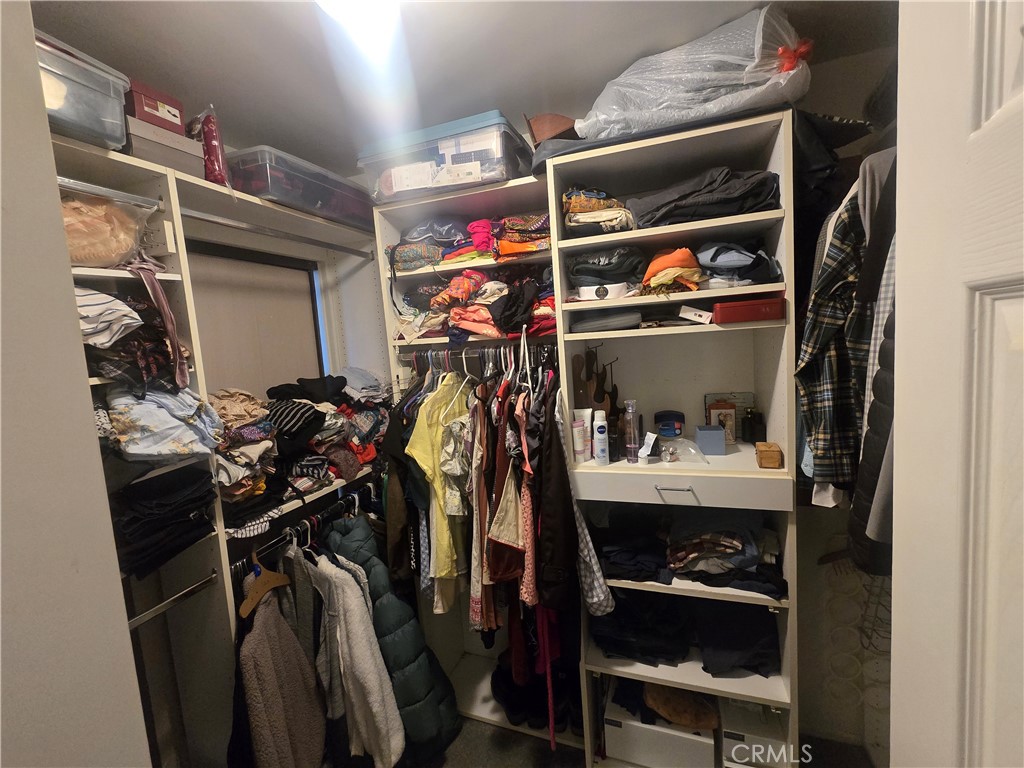 https://media.crmls.org/medias/abd16e75-a724-4ded-a660-5ffbbdac78cf.jpg?preset=X-Large