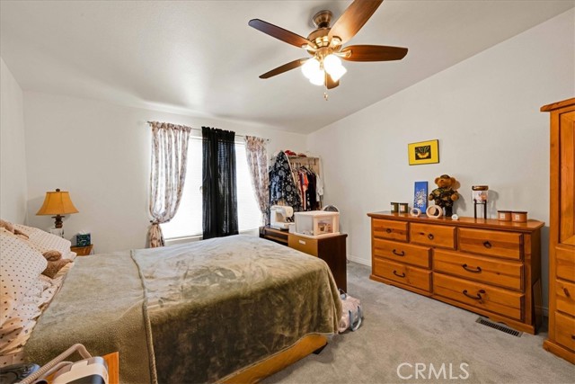 6293 Mojave Avenue, 29 Palms CA: https://media.crmls.org/medias/abd17bfd-38eb-458e-b008-cc188c4da7d2.jpg
