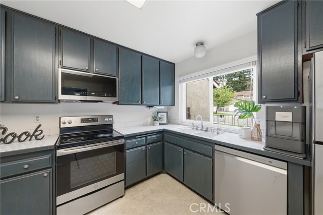 Detail Gallery Image 12 of 40 For 16257 Sierra Ridge, Hacienda Heights,  CA 91745 - 2 Beds | 2 Baths