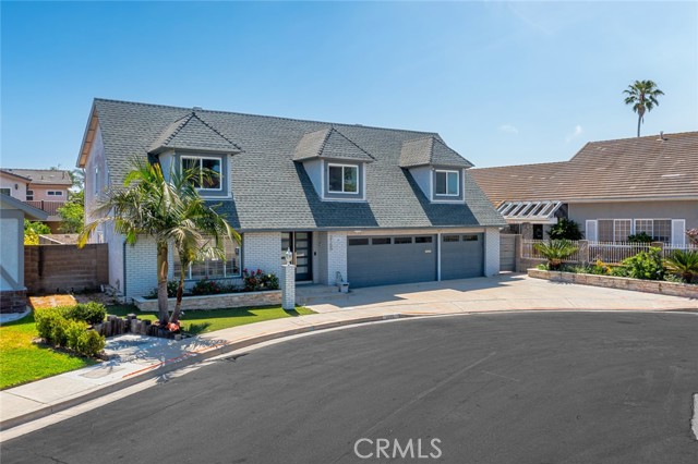 2160 S Hammatt, Anaheim CA: https://media.crmls.org/medias/abd2eca0-cf5d-4008-98d4-a486df263886.jpg