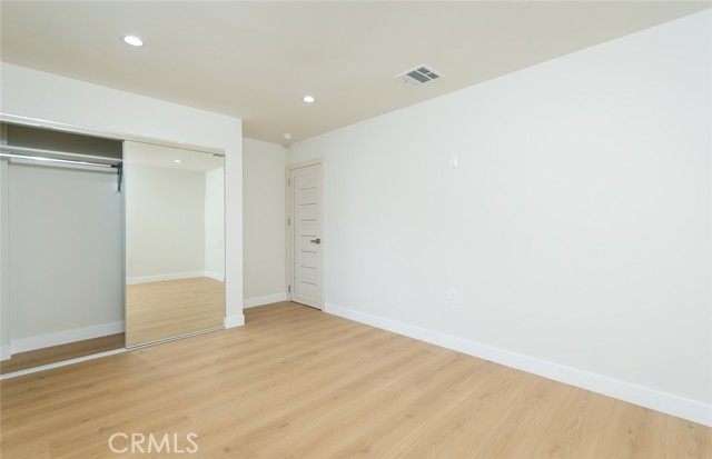 Detail Gallery Image 11 of 15 For 4627 La Crescenta Ave, La Crescenta,  CA 91214 - 1 Beds | 1 Baths