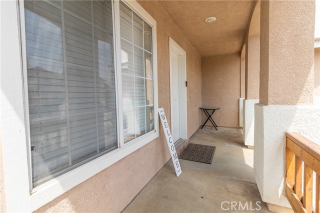 Detail Gallery Image 4 of 32 For 1280 Abbey Pines Dr, Perris,  CA 92571 - 3 Beds | 2/1 Baths