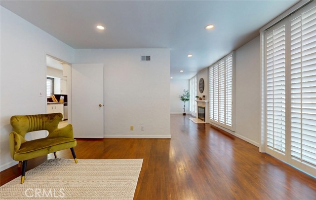 Detail Gallery Image 10 of 21 For 17965 Wellington, Tustin,  CA 92780 - 3 Beds | 2 Baths