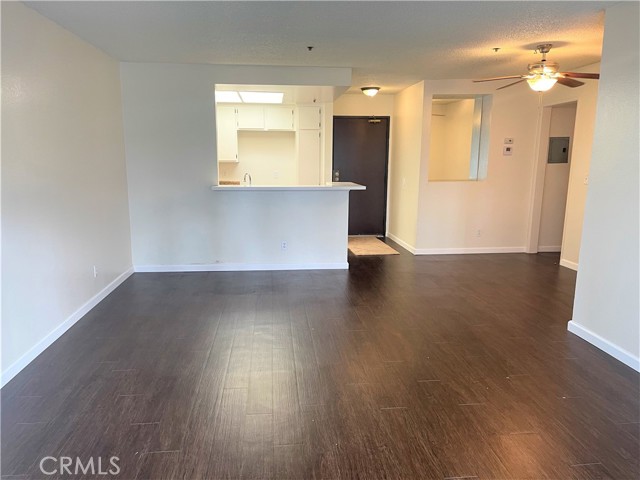Image 2 for 700 W 3Rd St #A220, Santa Ana, CA 92701