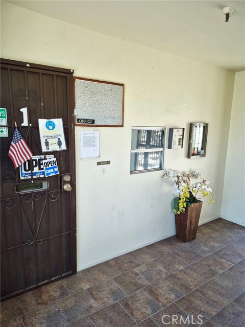 13325 Kornblum Avenue, Hawthorne CA: https://media.crmls.org/medias/abd4d79d-a8e6-4c27-8b66-c2559643c96a.jpg