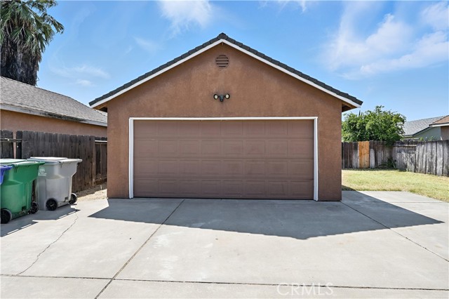 713 Vista Del Rey Drive, Atwater CA: https://media.crmls.org/medias/abd56f49-0d7b-4881-9f4c-1d0f1255e2d6.jpg