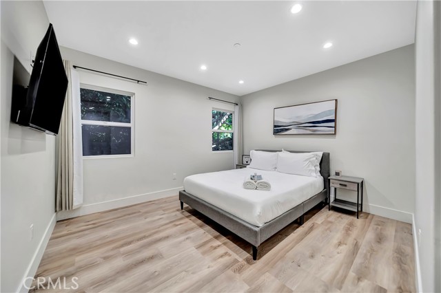 Detail Gallery Image 25 of 54 For 6743 Colgate Ave, Los Angeles,  CA 90048 - 4 Beds | 3/1 Baths