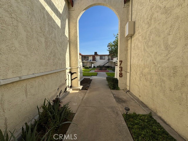 Detail Gallery Image 2 of 21 For 738 S Chapel Ave #9,  Alhambra,  CA 91801 - 2 Beds | 1/1 Baths