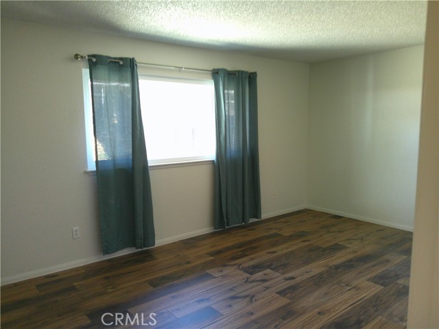 Detail Gallery Image 7 of 10 For 24198 Millsap, Moreno Valley,  CA 92553 - 3 Beds | 2 Baths