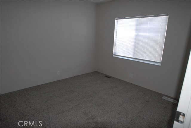 Detail Gallery Image 14 of 15 For 881 North Lake Street #306,  Hemet,  CA 92544 - 3 Beds | 2 Baths