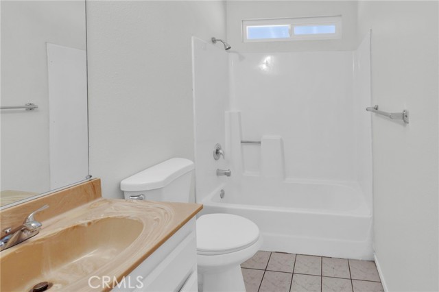 Detail Gallery Image 24 of 44 For 12421 Spring Valley Pkwy, Victorville,  CA 92395 - 4 Beds | 3 Baths