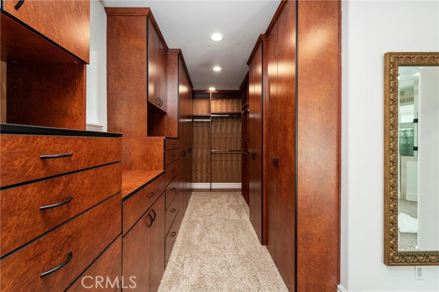 45200 Oak Manor Ct, Temecula CA: https://media.crmls.org/medias/abd82a29-0087-4717-8f93-e2380a13915f.jpg