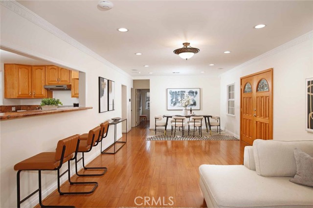 Detail Gallery Image 6 of 38 For 1410 Grandview Ave, Glendale,  CA 91201 - 3 Beds | 2/1 Baths