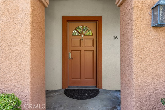 Detail Gallery Image 4 of 31 For 16 Villa Point Dr, Newport Beach,  CA 92660 - 1 Beds | 1 Baths