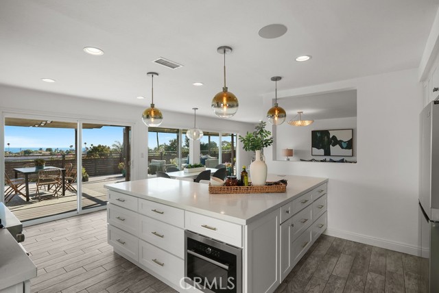 4203 Calle Mayo, San Clemente CA: https://media.crmls.org/medias/abd8714e-0e39-4c07-ac2d-226268b5c809.jpg