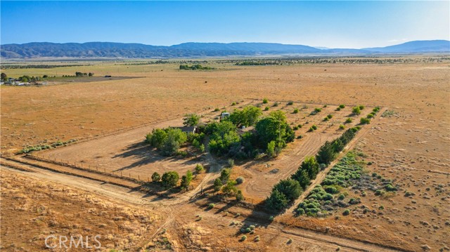 Detail Gallery Image 2 of 17 For 50651 182nd St, Lancaster,  CA 93536 - 2 Beds | 1 Baths