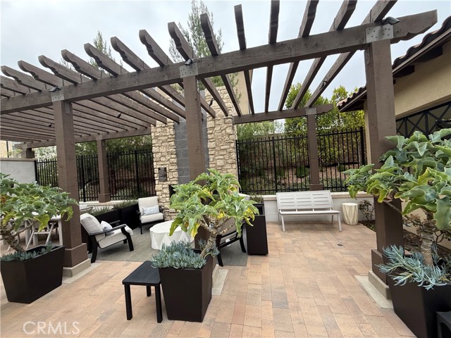 19256 Merryweather Drive, Canyon Country CA: https://media.crmls.org/medias/abd97a2e-2dcf-4ac2-bf5f-44746abe020d.jpg
