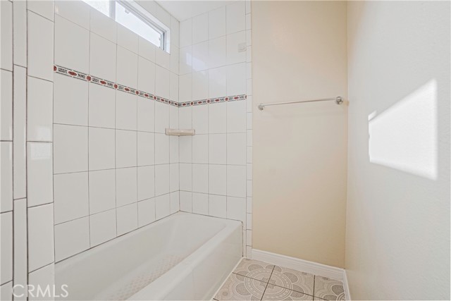 Detail Gallery Image 13 of 22 For 826 N Kingsley Dr, Los Angeles,  CA 90029 - 2 Beds | 1 Baths