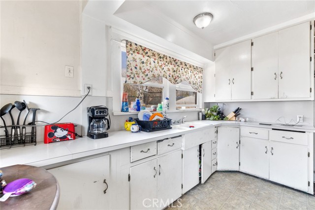 Detail Gallery Image 20 of 36 For 2122 Palm St, Bakersfield,  CA 93304 - 3 Beds | 1 Baths