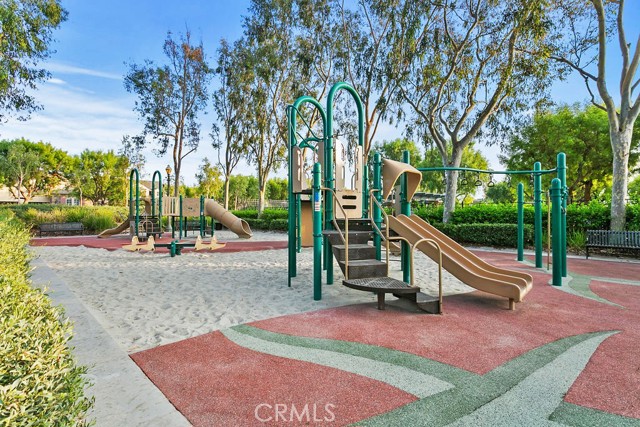 Detail Gallery Image 30 of 41 For 25 Sebastian, Irvine,  CA 92602 - 4 Beds | 3 Baths