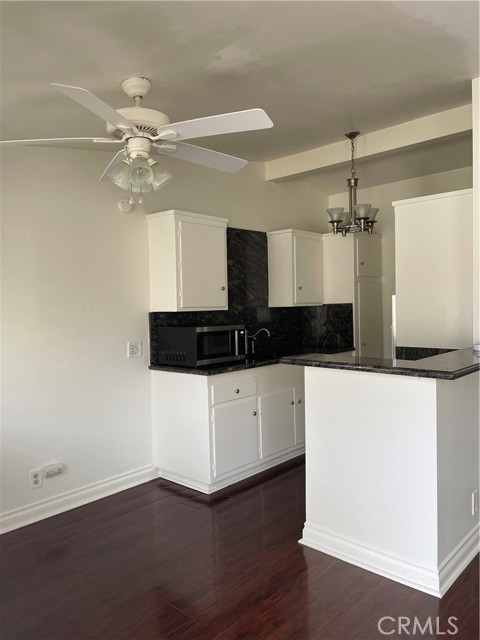 Detail Gallery Image 5 of 13 For 528 Cherry #C,  Long Beach,  CA 90802 - 1 Beds | 1 Baths