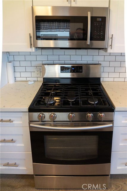 Detail Gallery Image 6 of 27 For 925 Poli St, Ventura,  CA 93001 - 2 Beds | 1 Baths