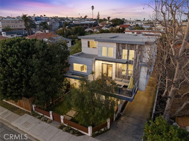 Detail Gallery Image 39 of 49 For 1729 Harriman Ln a,  Redondo Beach,  CA 90278 - 4 Beds | 3/1 Baths