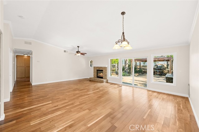 Detail Gallery Image 19 of 62 For 23231 Canyon Lake Dr, Canyon Lake,  CA 92587 - 3 Beds | 2 Baths