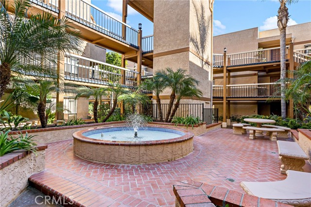 Detail Gallery Image 25 of 29 For 441 E San Jose #111,  Burbank,  CA 91501 - 2 Beds | 2 Baths