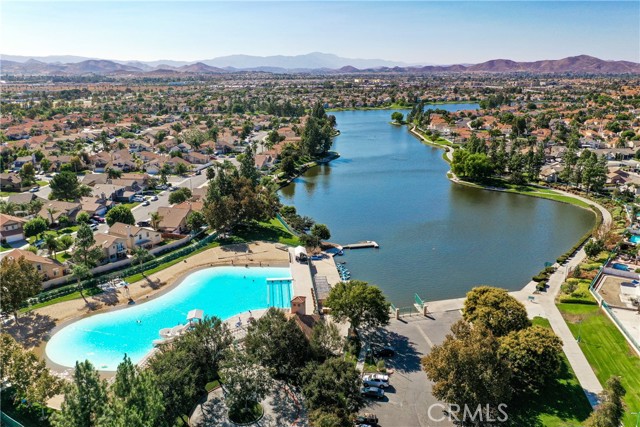 30421 Teal Brook Drive, Menifee CA: https://media.crmls.org/medias/abddbd05-de94-4109-9c1a-2e0a79bb199e.jpg