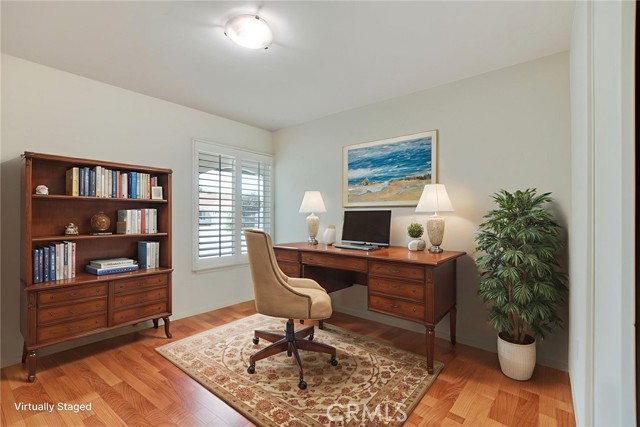 Detail Gallery Image 13 of 39 For 9561 Rockpoint Dr, Huntington Beach,  CA 92646 - 4 Beds | 2 Baths