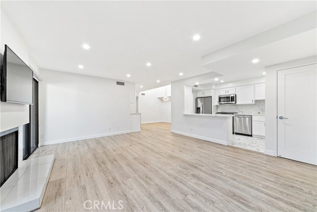 Front Image Thumbnail for CRCV26067959