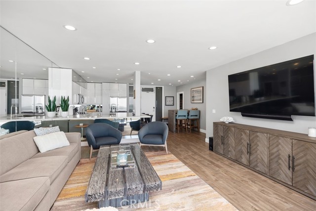 31755 Coast, Laguna Beach CA: https://media.crmls.org/medias/abdea9e1-463d-4469-85dd-f76ac3f39331.jpg