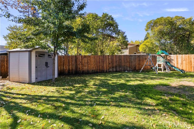 Detail Gallery Image 10 of 50 For 255 Robles, Lakeport,  CA 95453 - 3 Beds | 2/1 Baths