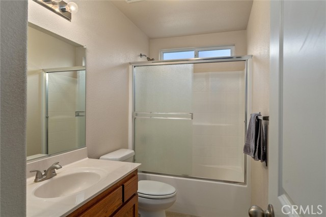 Detail Gallery Image 11 of 26 For 2746 Swallowtail Way, Chico,  CA 95973 - 3 Beds | 2 Baths