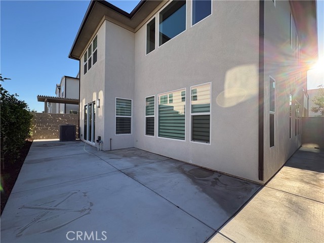 Detail Gallery Image 29 of 31 For 160 Longden, Lake Forest,  CA 92630 - 4 Beds | 4 Baths