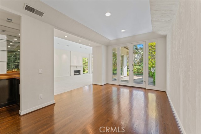 Detail Gallery Image 9 of 39 For 6 Rue Marseille, Newport Beach,  CA 92660 - 3 Beds | 2/1 Baths