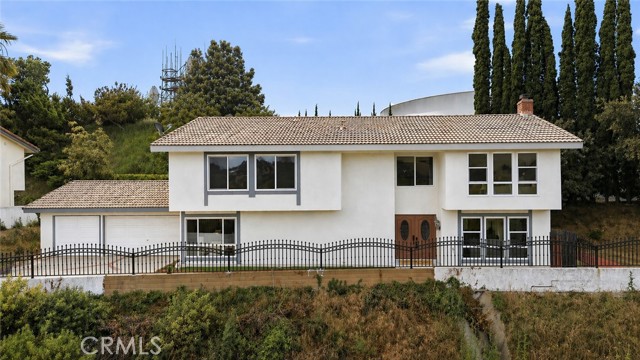 Front Image Thumbnail for CRWS26087852