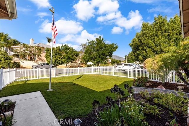Detail Gallery Image 6 of 47 For 1261 Florence St, Corona,  CA 92882 - 4 Beds | 2 Baths