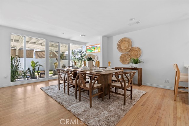Detail Gallery Image 19 of 68 For 6454 Baird Ave, Reseda,  CA 91335 - 4 Beds | 2/1 Baths