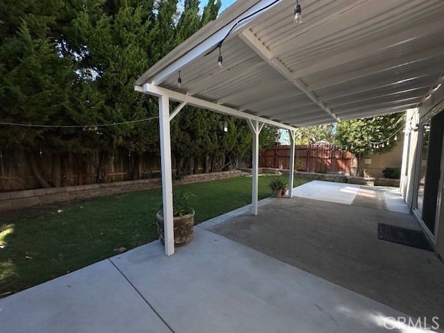 551 Martinique Place, Newbury Park CA: https://media.crmls.org/medias/abe5175f-3c0a-4aeb-af61-77d539aa6a58.jpg